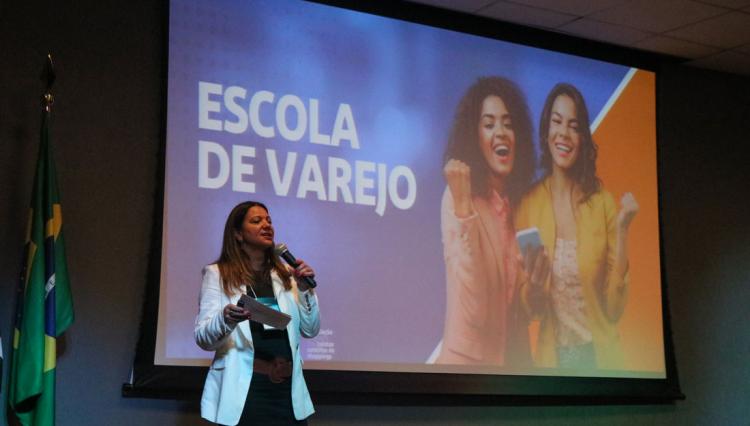 Lojistas aprimoram estratégias no treinamento Retail Excellence